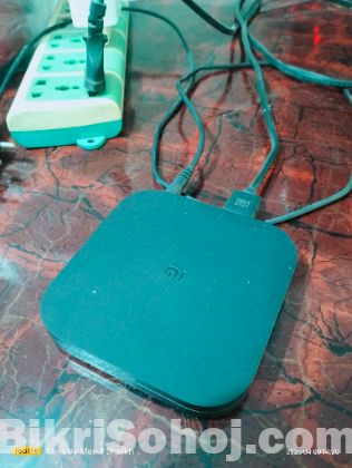 Mi box s